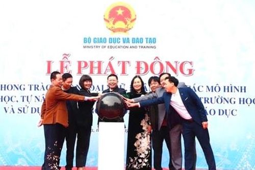 Phát động phong trào học và sử dụng ngoại ngữ trong nhà trường