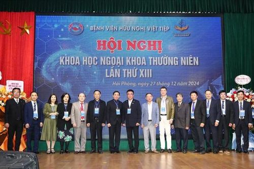 16 báo cáo được công bố tại hội nghị khoa học ngoại khoa lần thứ 13
