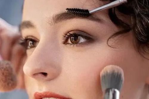 Những lỗi trang điểm phổ biến vô tình khiến bạn trông già hơn cả chục tuổi