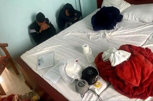 Công an Hà Nội triệt phá nhóm đối tượng tổ chức 'bay lắc' trong nhà nghỉ