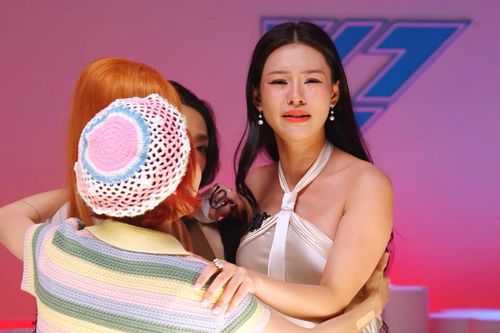 Bùi Lan Hương muốn dừng thi Chị đẹp