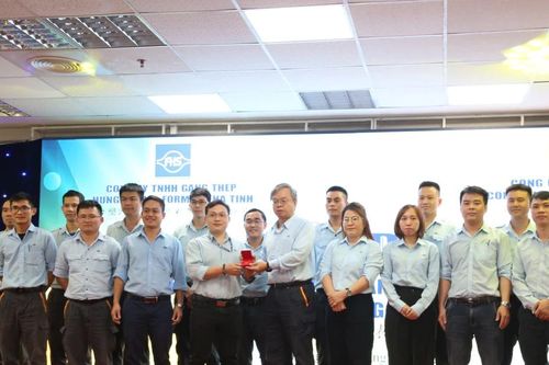 'Nhân viên là tài sản quý giá nhất của doanh nghiệp'