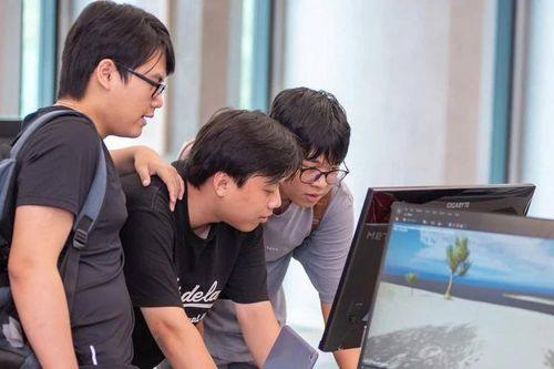 Bình dân học vụ số: 'Đi tắt đón đầu' để bước vào kỷ nguyên mới