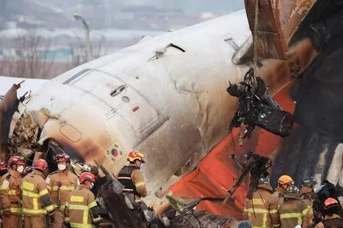 Lãnh đạo Việt Nam gửi điện thăm hỏi về vụ tai nạn máy bay tại Hàn Quốc
