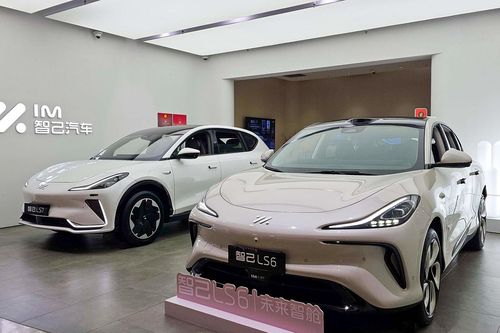 Doanh số bán xe điện sẽ vượt xe xăng tại Trung Quốc vào năm 2025