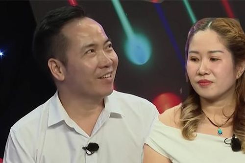 Hai người từng đổ vỡ hôn nhân vừa gặp đã cảm mến nhau tại Bạn muốn hẹn hò