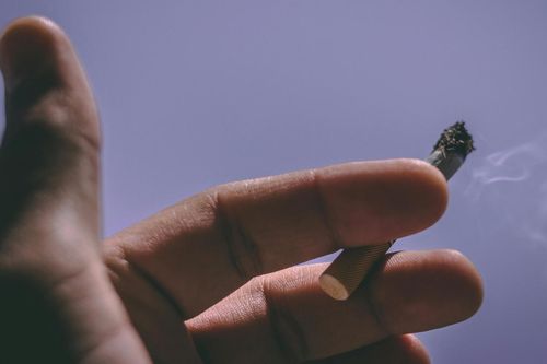 Thuốc lá gây ô nhiễm môi trường: Mối nguy hại không thể xem nhẹ