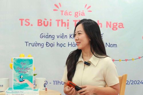 TS. Bùi Thị Thanh Nga và cuốn sách 'Con có hạnh phúc không?'