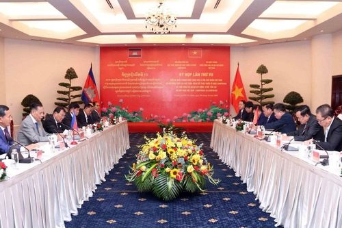 Tiếp tục phối hợp xây dựng, tu bổ, tôn tạo Đài Hữu nghị Việt Nam-Campuchia