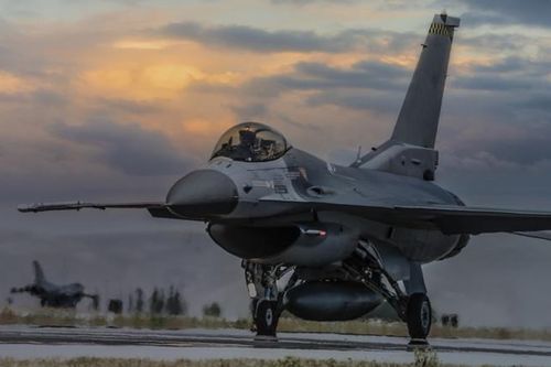 Tỷ phú Nga tuyên bố thưởng tiền cho binh sĩ bắn hạ máy bay F-16