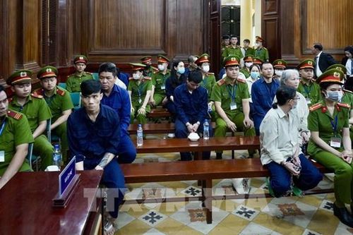 Vụ Vũ Hoàng Oanh cùng đồng phạm: Tuyên tử hình 27 bị cáo