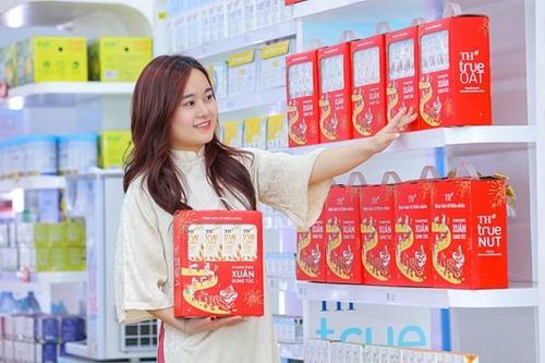 TH true NUT & TH true OAT với thông điệp 'Vị Hạnh Phúc – Xuân Sung Túc'