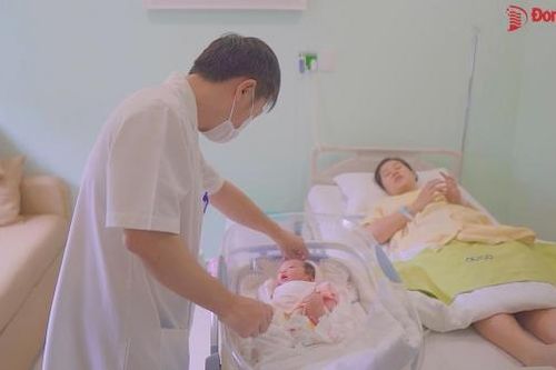 Chốt năm Rồng, nhiều khoa sản đã kín phòng chờ sanh