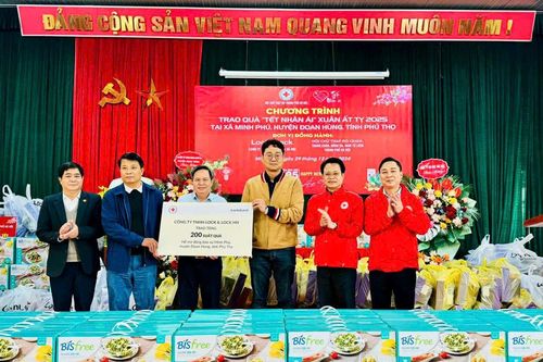 Chương trình trao quà 'Tết nhân ái' Xuân Ất Tỵ 2025 tại huyện Đoan Hùng