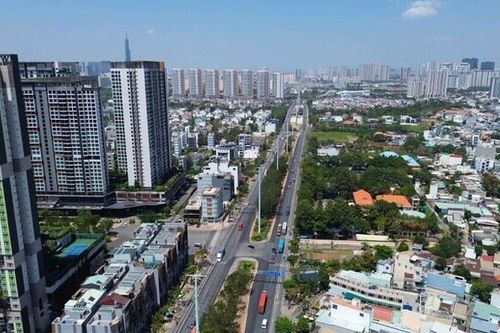 TS. Lê Xuân Nghĩa: Giá nhà Việt Nam tăng chóng mặt