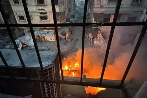 Israel bị tố bắt giữ hàng trăm người sau cuộc đột kích bệnh viện Dải Gaza