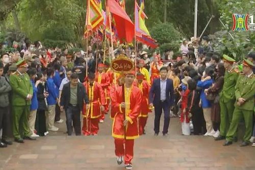 Nghiêm cấm dùng tài sản công để phục vụ lễ hội xuân