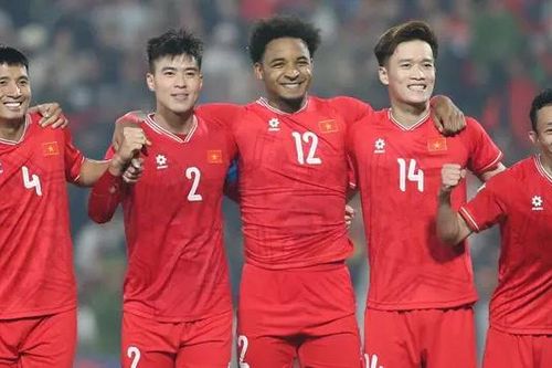 Việt Nam 3-1 Singapore: Đội tuyển Việt Nam vào chung kết