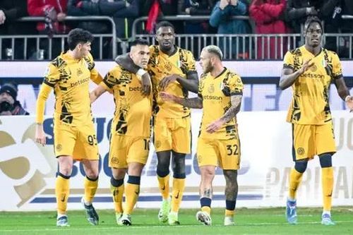 Inter Milan vươn lên vị trí thứ 2 trên BXH Serie A