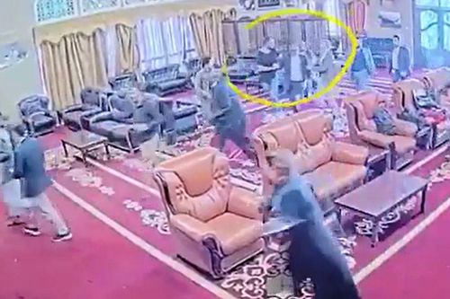 Clip: Tổng giám đốc WHO may mắn thoát chết sau khi Yemen bị Israel không kích