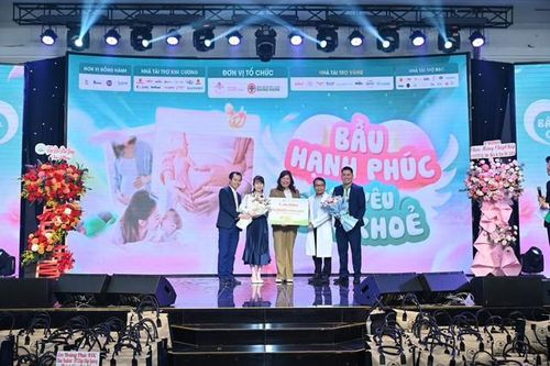 Chip Chip Luxury và Bệnh viện Đại học Y Dược Shing Mark ký kết hợp tác chiến lược toàn diện