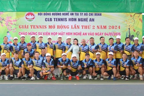 Giải Tennis Hội đồng hương Nghệ An hào hứng và sôi nổi