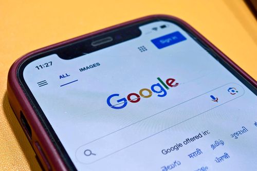 Lý do Apple không cạnh tranh với Google