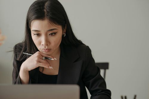 Các sếp cũng không biết 'đi đâu về đâu' hậu sa thải