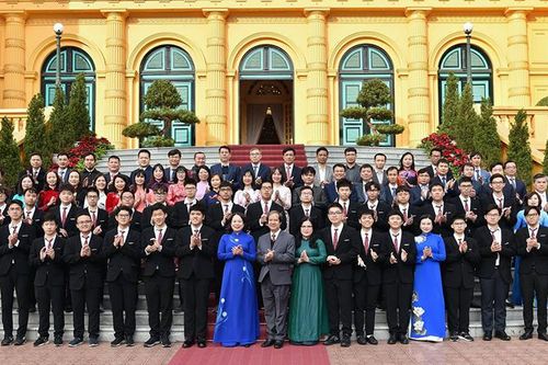 Học sinh Việt Nam khẳng định tài năng, sự sáng tạo trên đấu trường quốc tế