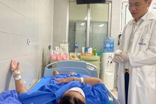 Sau ca hút mỡ 60 triệu đồng, người phụ nữ nguy kịch tính mạng