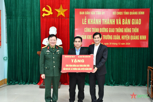 Quảng Bình: Khánh thành và bàn giao công trình đường giao thông nông thôn tặng bản Khe Dây