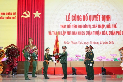 Công bố quyết định của Bộ Quốc phòng về đổi tên Bộ CHQS tỉnh Thừa Thiên Huế