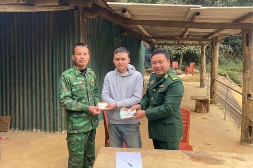 Nhặt được của rơi, trả người đánh mất