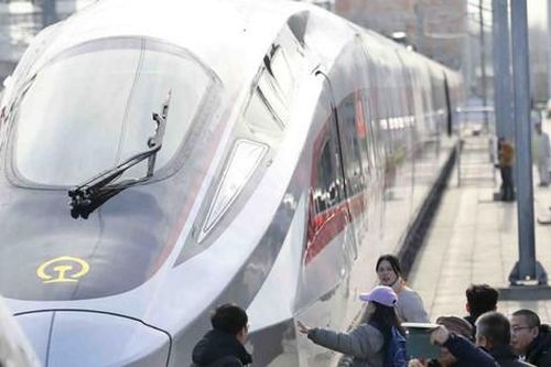 Trung Quốc ra mắt tàu cao tốc 400 km/h