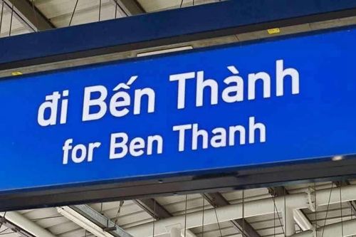 Biển chỉ dẫn 'For Ben Thanh' hay 'to Ben Thanh' gây tranh cãi