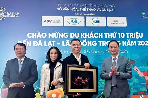 Lâm Đồng đón du khách thứ 10 triệu ngày cuối năm