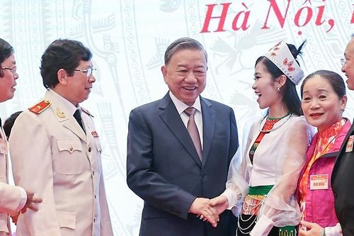 NSND Bùi Công Duy, ca sĩ Lương Nguyệt Anh chia sẻ về buổi gặp mặt với Tổng Bí thư Tô Lâm