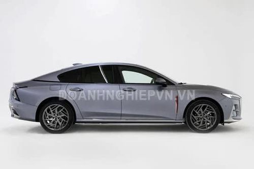 Xe sedan vượt trội Toyota Camry, công suất 248 mã lực, giá chưa tới 600 triệu đồng