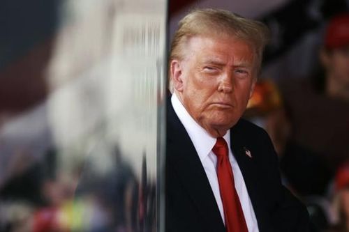 Khủng hoảng trần nợ Mỹ đợi ông Trump