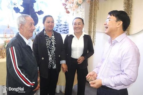 Phát huy vai trò người có uy tín trong đồng bào dân tộc thiểu số
