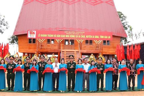 Những ngôi nhà thắm tình quân dân