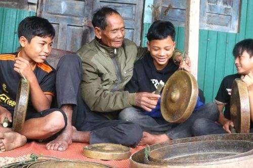 Già làng Kông Chro giữ mạch nguồn văn hóa