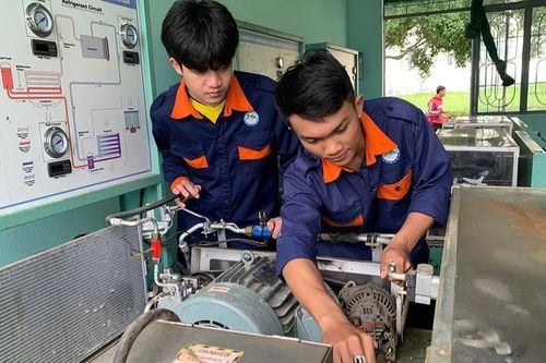 Đak Pơ chú trọng hướng nghiệp, đào tạo nghề