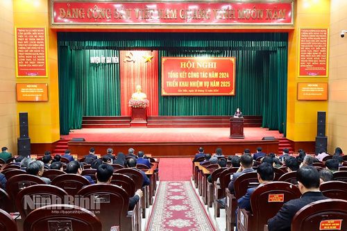 Huyện ủy Gia Viễn triển khai nhiệm vụ năm 2025