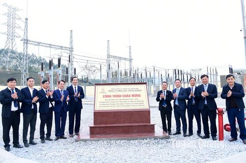Đóng điện và gắn biển công trình Trạm biến áp 110kV Tuyên Quang 2