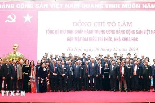 Tổng Bí thư Tô Lâm gặp mặt đại biểu trí thức, nhà khoa học