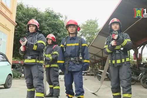Những người chiến sĩ vì nhân dân quên mình