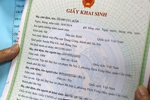 5 cái tên cấm kỵ khi làm giấy khai sinh cho con, biết ngay kẻo vi phạm pháp luật
