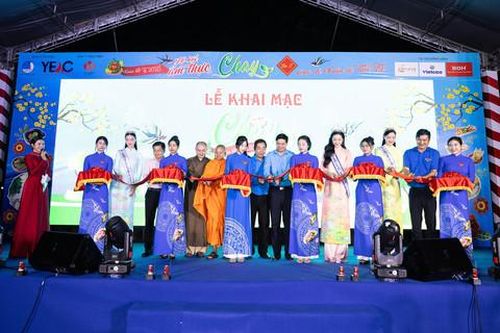 Lễ hội ẩm thực chay gây quỹ chăm lo cho công nhân có hoàn cảnh khó khăn