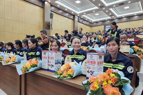 Đà Lạt: Tôn vinh 181 công nhân môi trường tích cực cống hiến xanh - sạch- đẹp